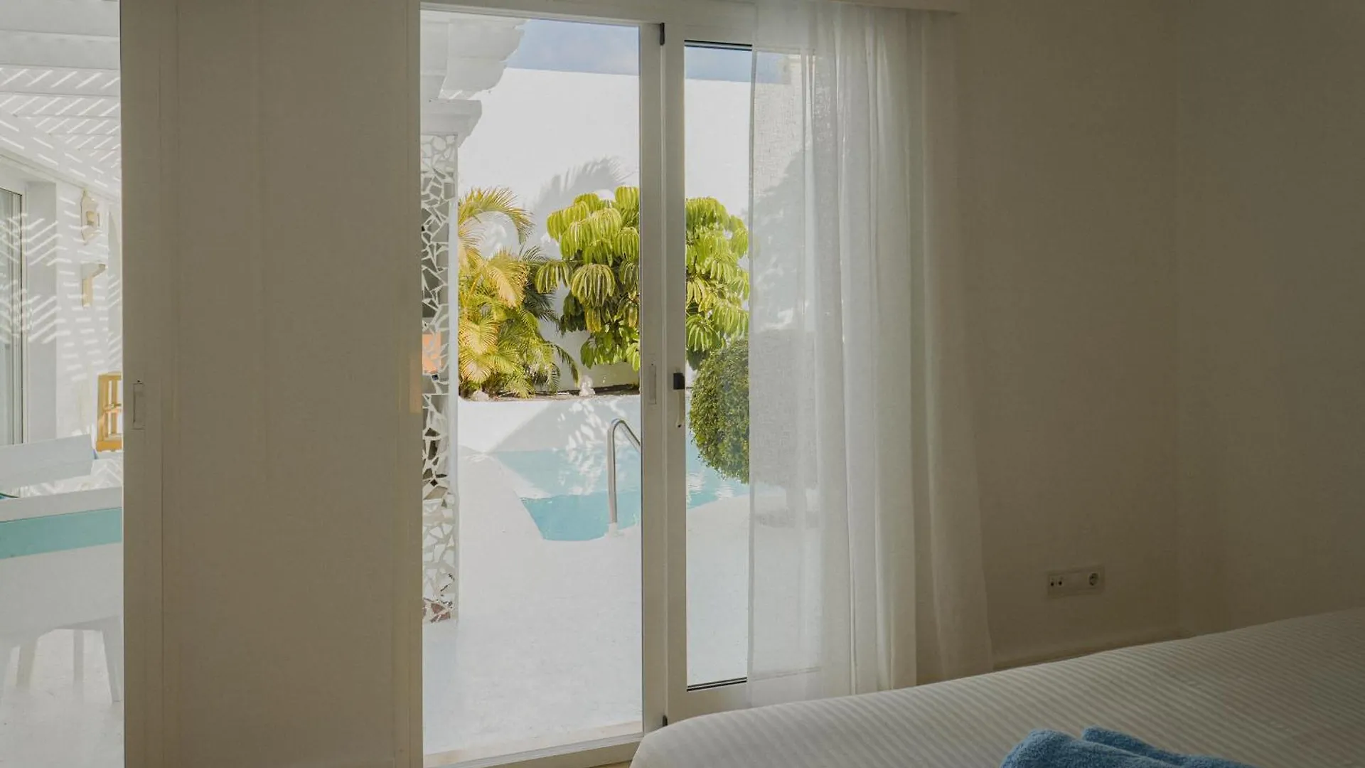 Villa Ananda - Luxury Villa In Bahiazul Corralejo Spain